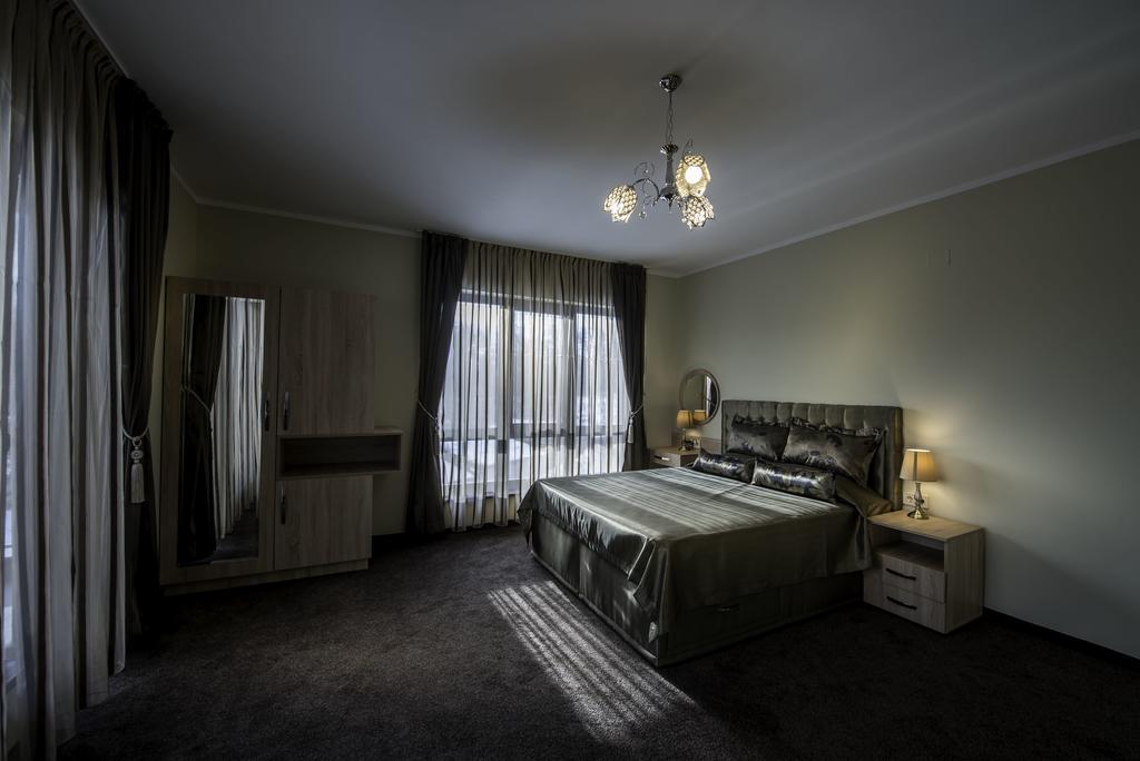 Victoriya'S House Hotel Хисаря Екстериор снимка