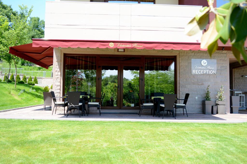 Victoriya'S House Hotel Хисаря Екстериор снимка